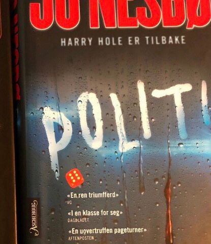 Politi og Kniv av Jo Nesbø