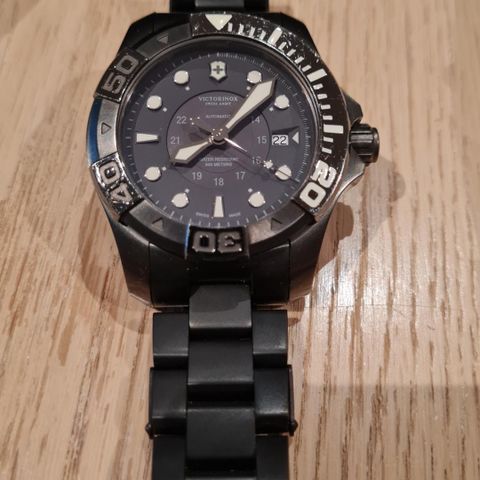 Victorinox divemaster 500