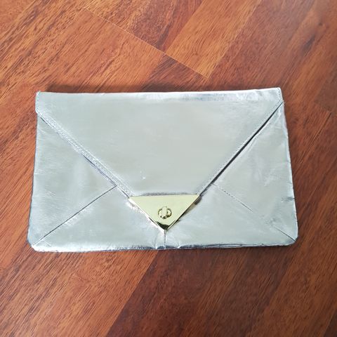 Sølv metallisk, stilig clutch-veske, ubrukt, kan sendes