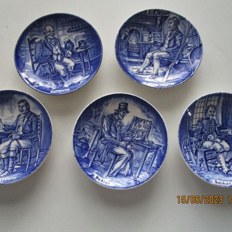 Wedgewood platter