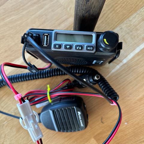 MIDLAND MXT115 MICROMOBILE® TWO-WAY RADIO - walkie talkie