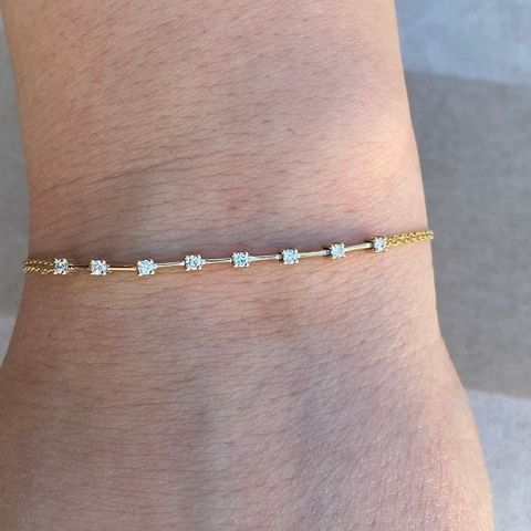 0.25ct diamantarmbånd. Norsk verditakst medfølger.