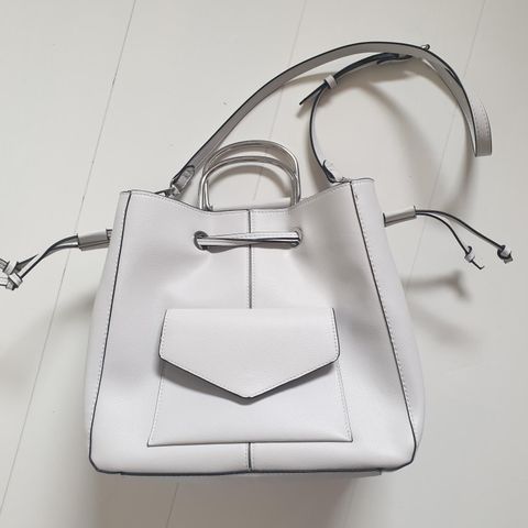 Ny bucket bag fra Zara