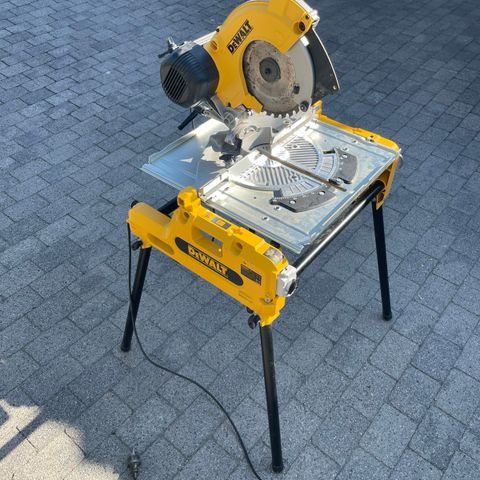 Dewalt kombisag DW743N-QS lite brukt