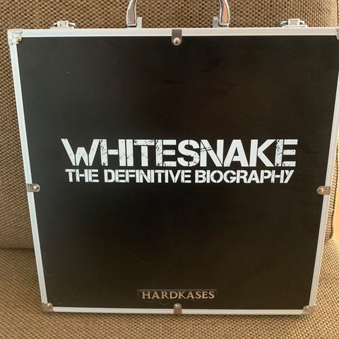 Whitesnake - The definitive biography - Bok fra Rufus Stone