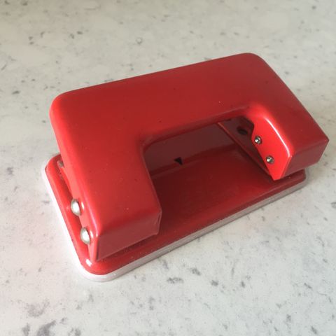 Desk Top Hole Punch (Red)