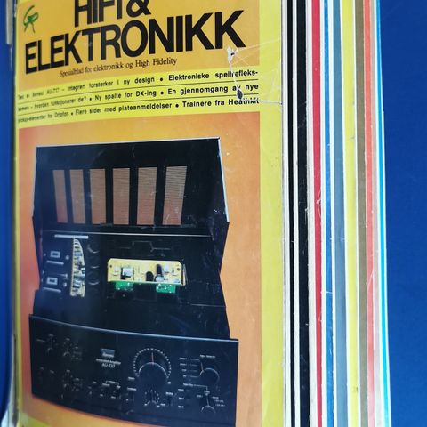 HiFi og elektronikk. Fra 1970 tallet. 12 blader satt i perm. Gi bud