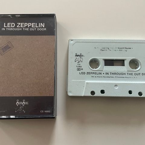 Led Zeppelin - In through the out door kassett