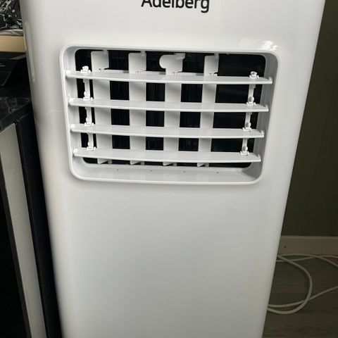 Adeberg air conditioner