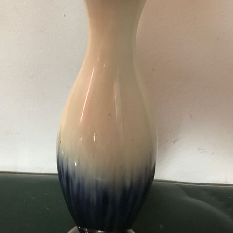 Gammel flott tysk vase. Fra 50 tallet. Marzi Remy 183/2