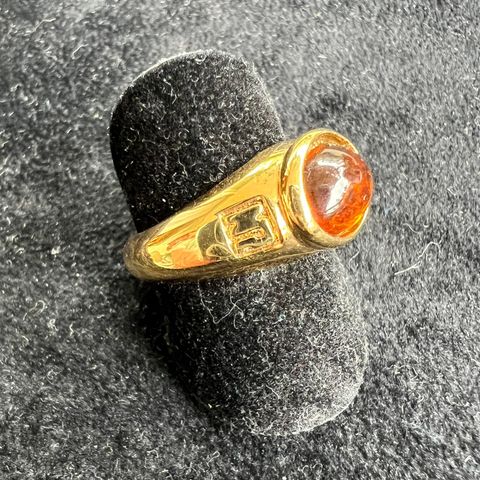 Vintage Nina Ricci ring.