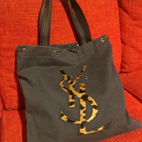 Nydelig YSL Leopard Tote Selges