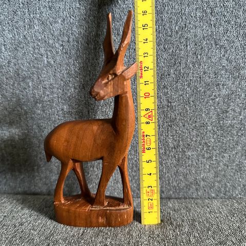 Antilope i teak