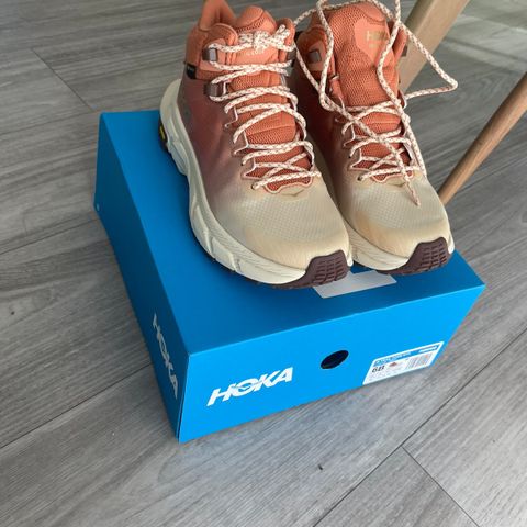 hoka trail code gtx ny!