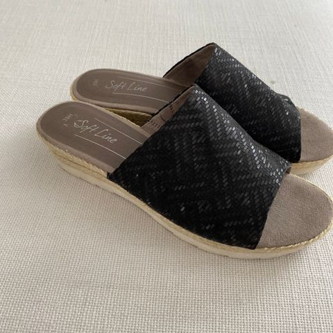 sandaler/slippers str 39