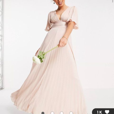 Ny kjole (ASOS design bridesmaid pleated flutter sleeve Maxi dress) str. 44