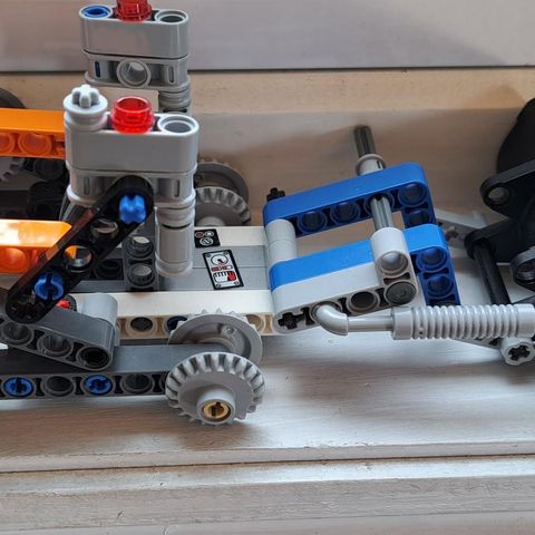 Lego Technic gravemaskin