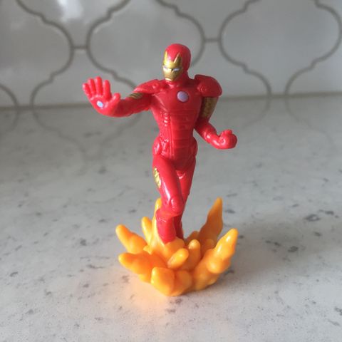 Marvell: Zuru Marvel Series Iron Man Figure