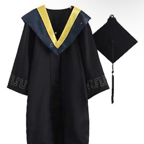graduation gowns/ konfirmasjonskjoler/ hatt
