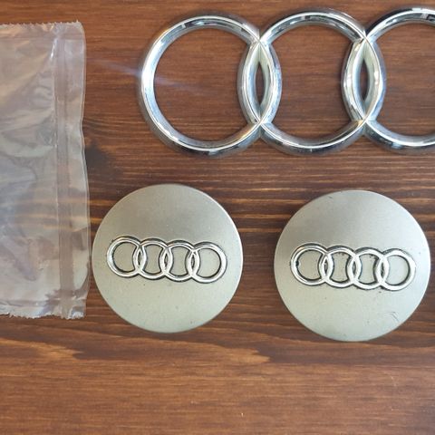 Audi emblem og hjulkapsler