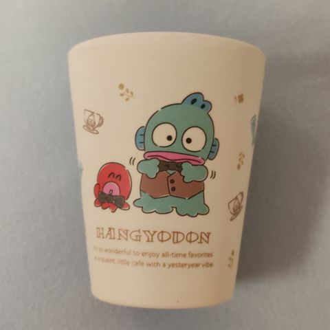 Sanrio Hangyodon glass