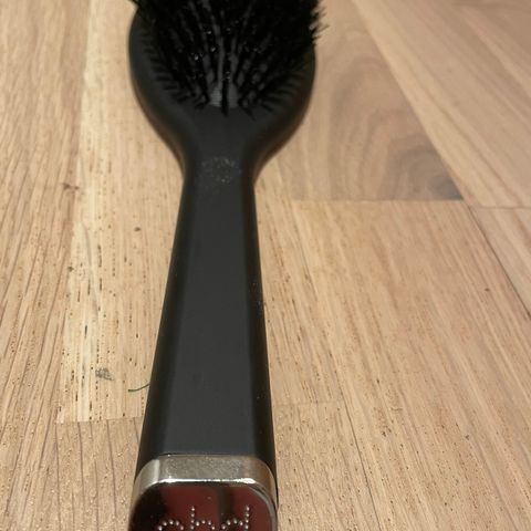 Hårprodukter (GHD,  Aveda, Wahl)