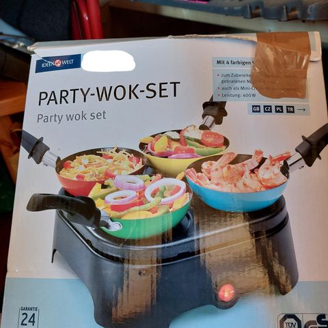 Ny party wok-set til salgs