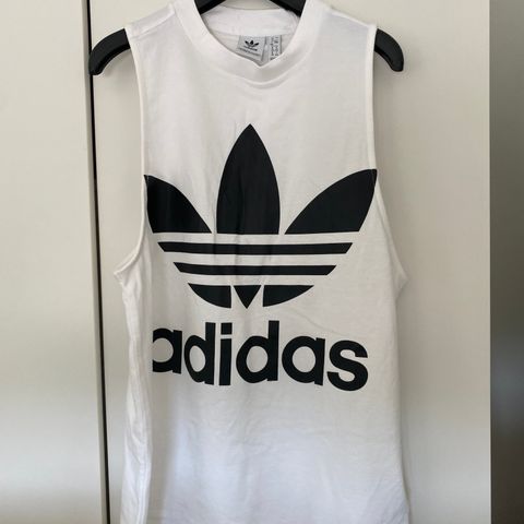 Adidas singlet str 38