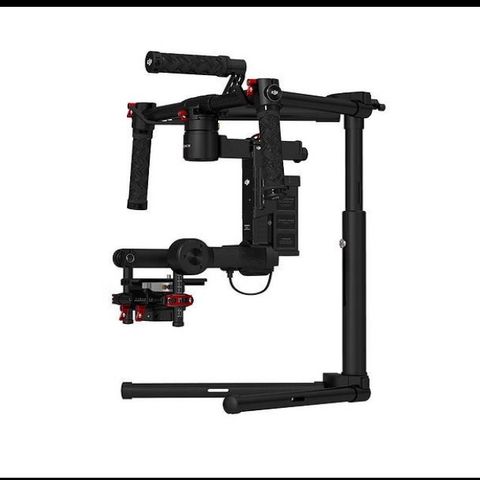 DJI Ronin-M. Kun brukt 7 ganger.