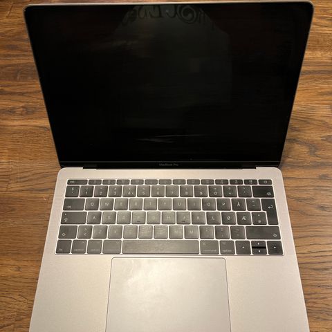 macbook pro 13" 2017 128GB