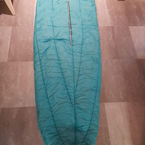 Fin Anylett sovepose m/Polyester-Fill lengde 170 cm.