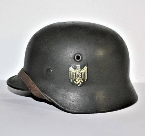 🔴 Ønskes kjøpt WW2 tysk Werhmacht hjelm med dekal