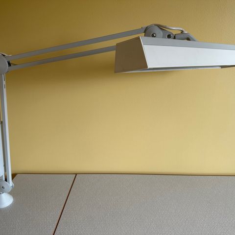 Luxo lampe FL-101