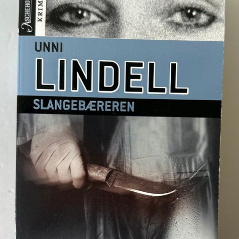 Unni Lindell : Slangebæreren