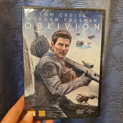 Ny i plastemballasje! Oblivion (DVD). Norsk tale.