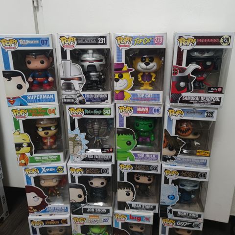 16 funko pop som selges billig!