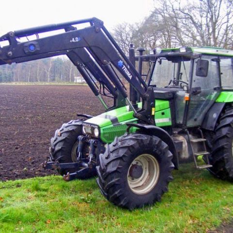 Ny bruks traktor ønskes kjøpt Deutz