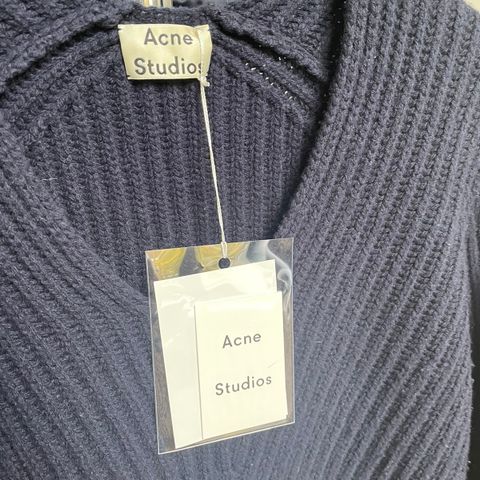 Acne Studios