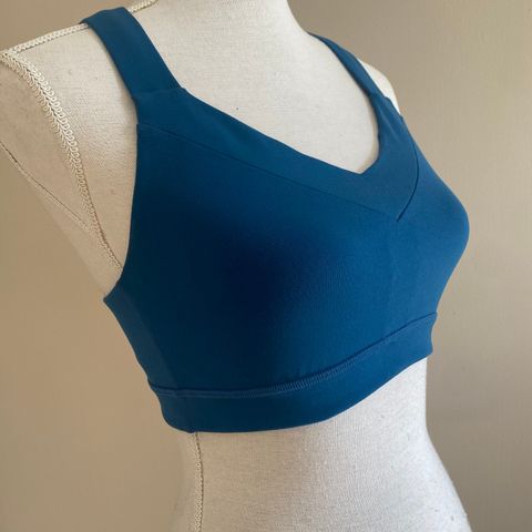 Yummie sport bra (S size)