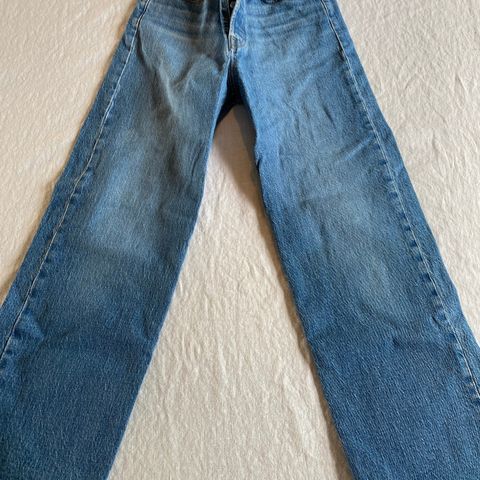 Levis straight ankle, str27,kr500,-