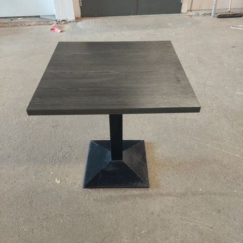 Kvalitets bord / Møbler med kraftig understell (flere typer) fra EM Drift AS