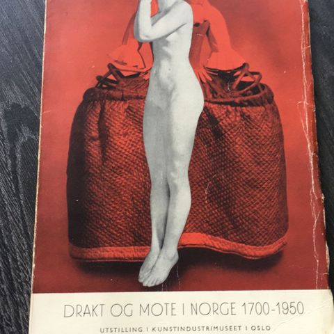 Drakt og mote i Norge 1700-1950