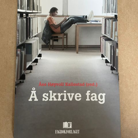 Å skrive fag