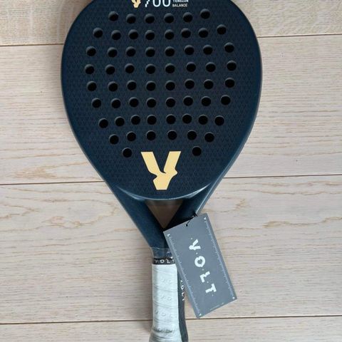 Helt ny Volt Padel 700 racket