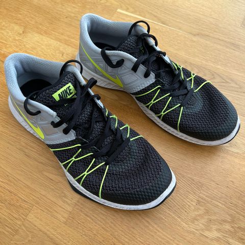 Nike innetreningssko, 44 indoor