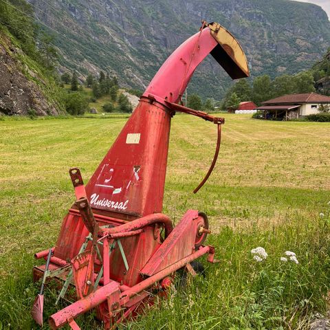 forhauster med brakett og gear brukt til mf  133.