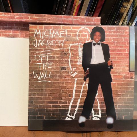 MICHAEL JACKSON: Off the Wall deluxe CD + Blu-Ray + Bonus Kritt
