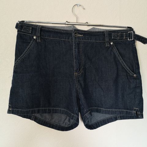 Kappahl shorts i størrelse 38