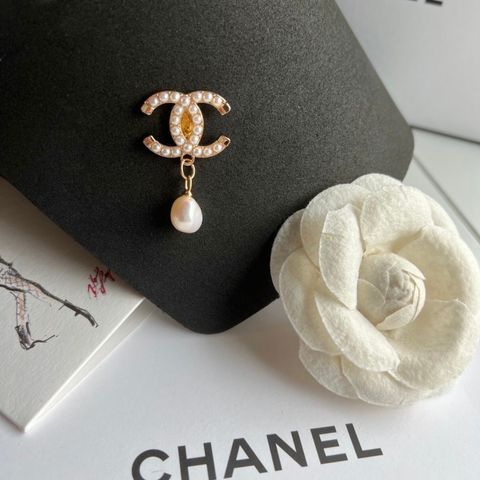 Chanel nål / brosje ✨🤍 Redesignet 💫