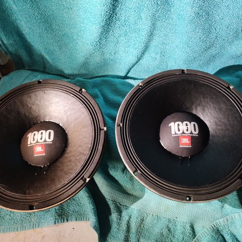 1stk overhalt JBL 1200 GTi 12" subwoofer. Oldschool.